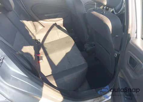 2013 Ford Fiesta Se z USA, uszkodzony, nr VIN 3FADP4EJ4DM215850